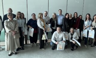 Асоцијација ЦСР донирала таблет уређаје Градском центру